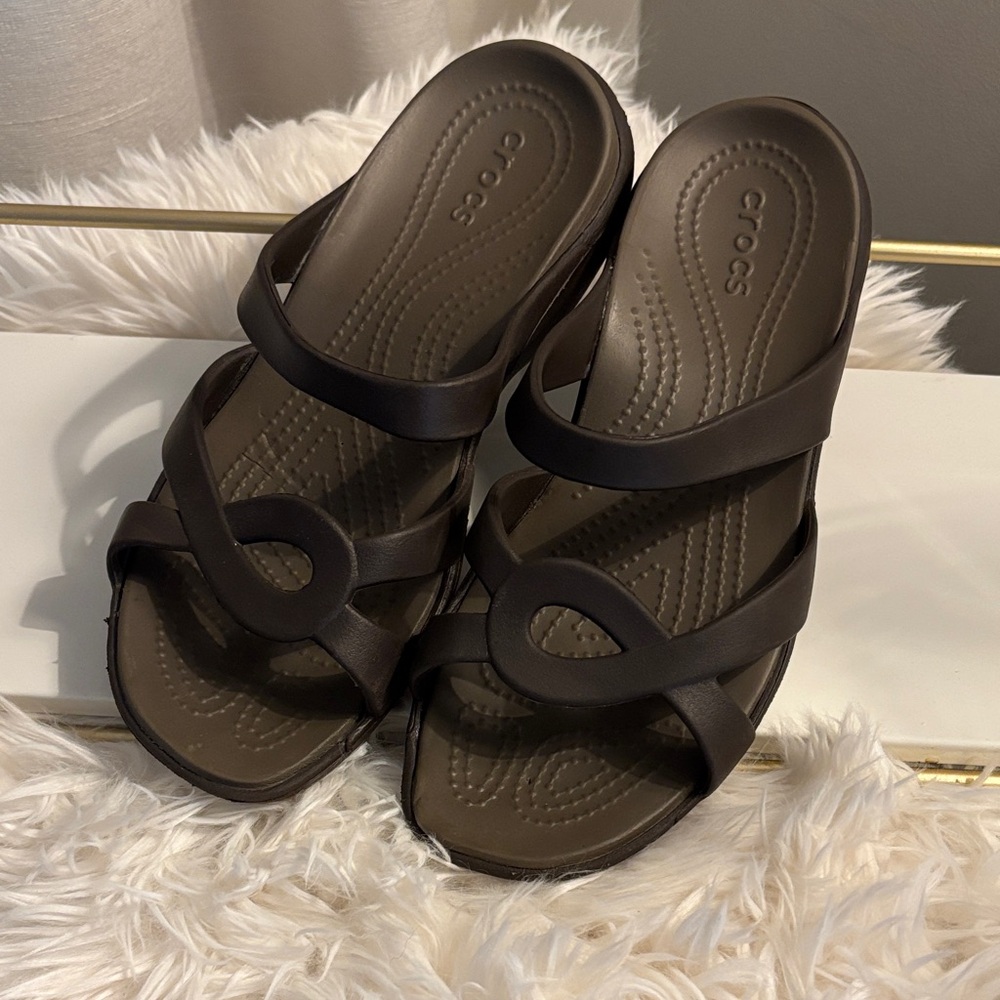 CROCS Women's Dark Brown Sandals